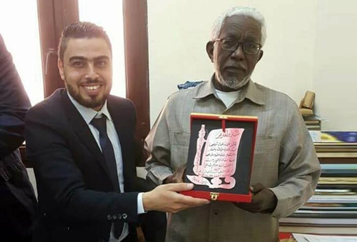 [[[123,58,112,162,755,512],"الباحث أحمد مجدي منصور محارب"]]