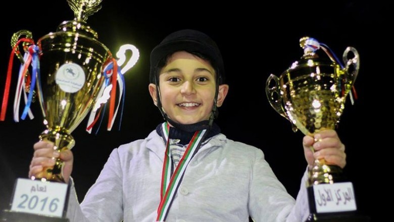 الفارس عمر محمد البطة بطل قفز الحواجز غزة 2016