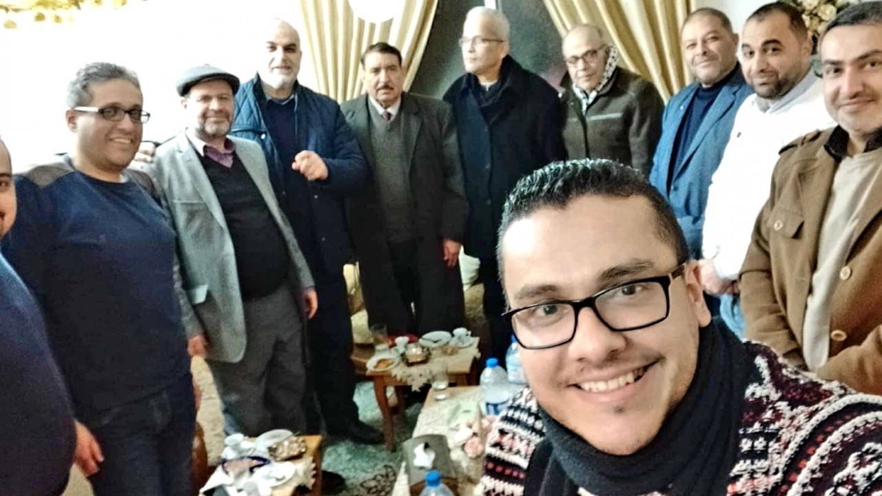 إجتماع المختار د.م فوزي و د. ناجي رئيس المجلس التنفيذي للعائلة بمدينة غزة