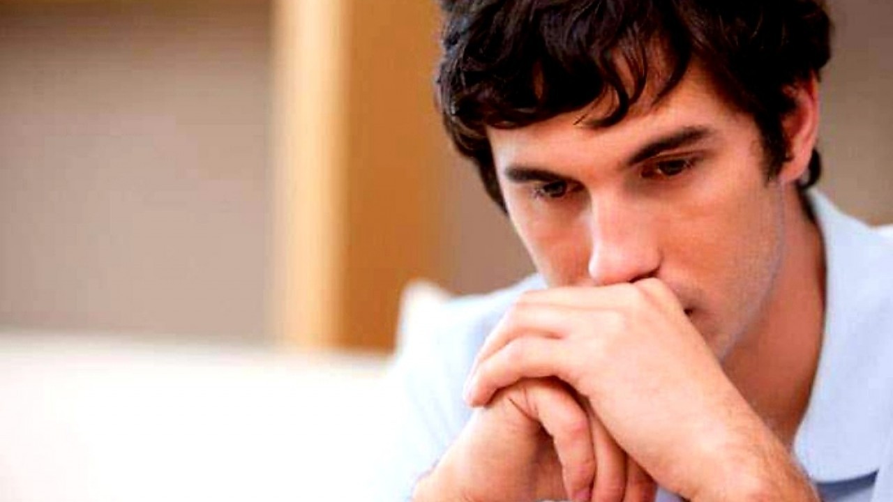 6 عادات تدمّر الذات والثقة بالنفس