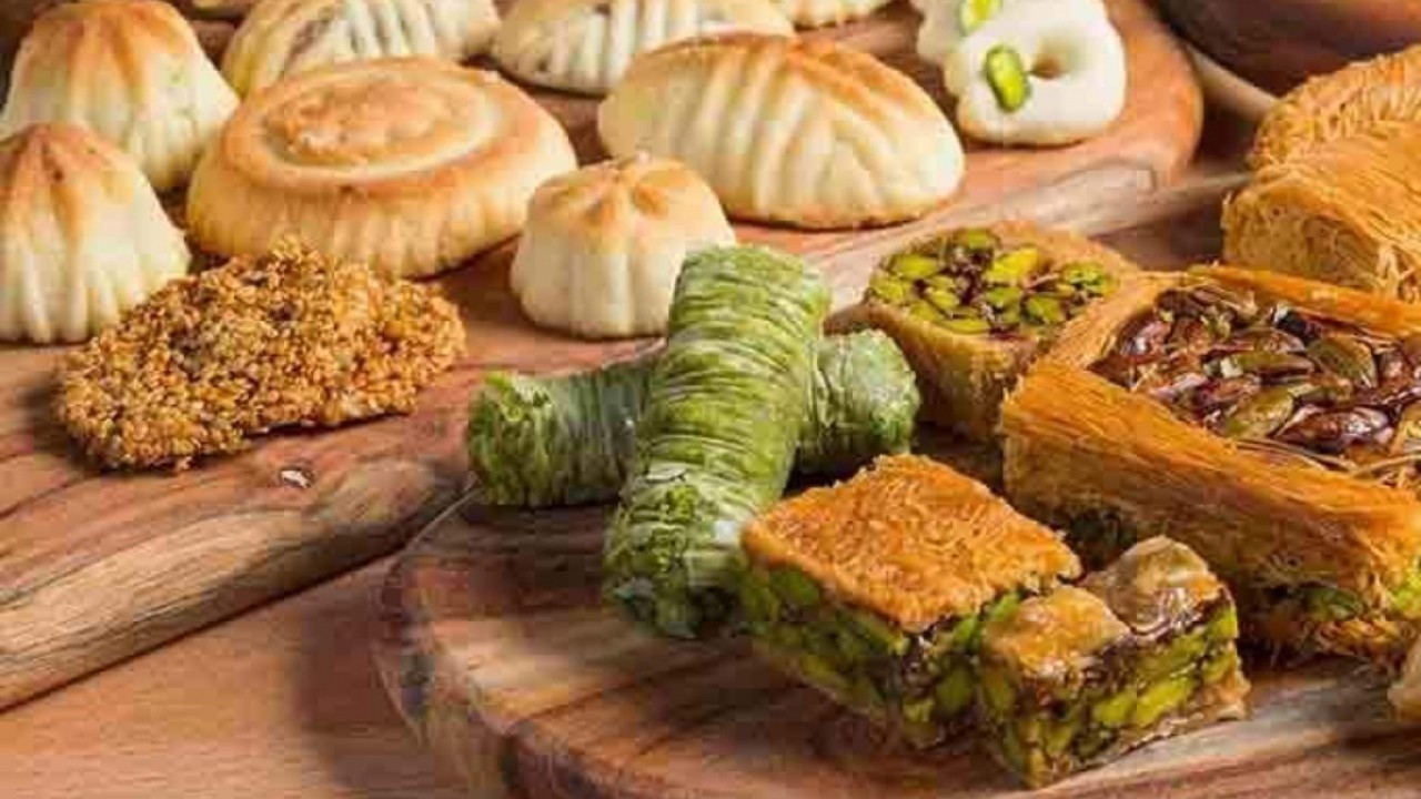 9 أطعمة لا يجب تناولها على معدة فارغة