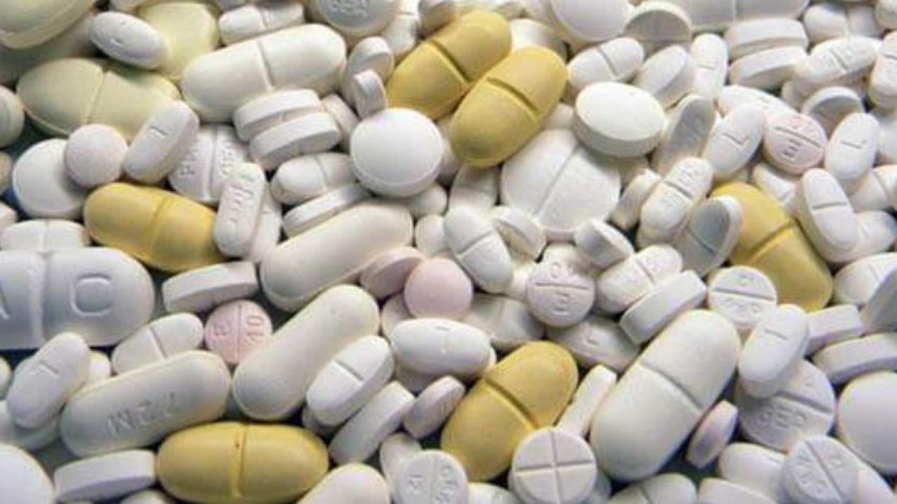 هل تساءلت يوماً عن معنى الخط المحفور على حبوب الدواء ؟!