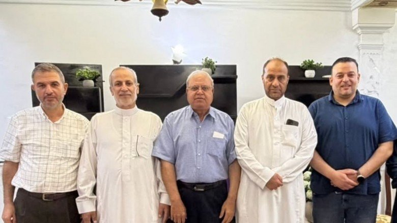 وفد عائلة البطة يزور مختار عائلة الأغا الحاج إياد الأغا في مصر