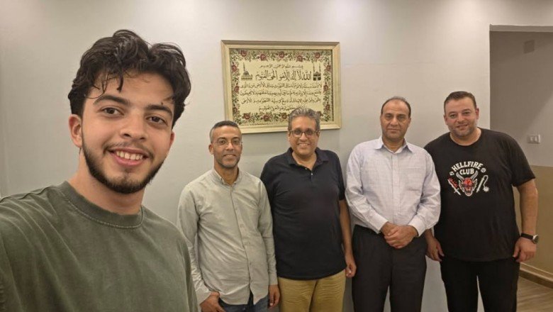 عائلة البطة تهنئ الشاب خالد عماد البطة لتفوقه في الثانوية العامة بالقاهرة